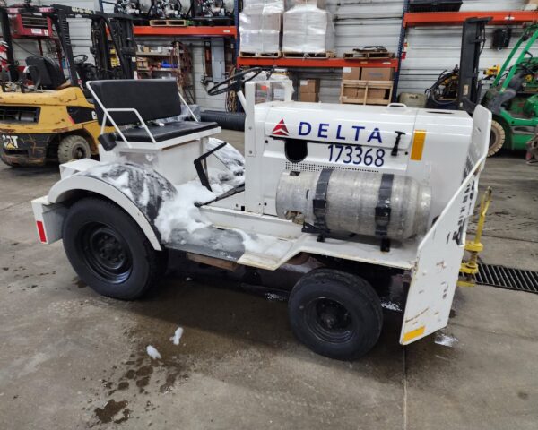 2000 Tug Tech MA30
