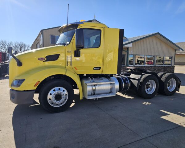 2018 Peterbilt 579