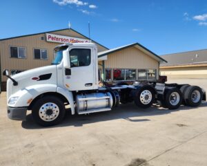 2022 Peterbilt 579