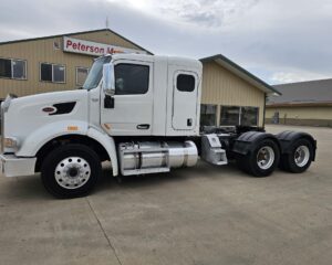 2016 Peterbilt 567