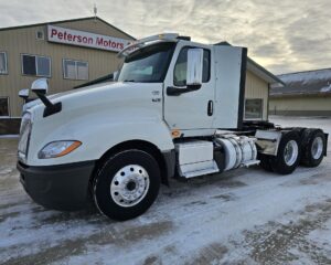 2020 International LT625