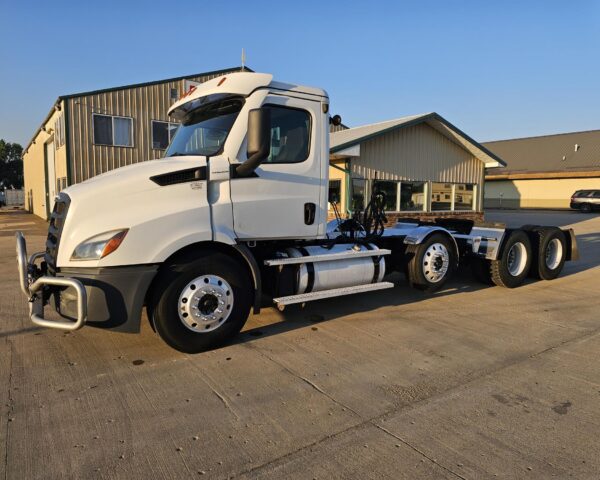 2021 Freightliner Cascadia